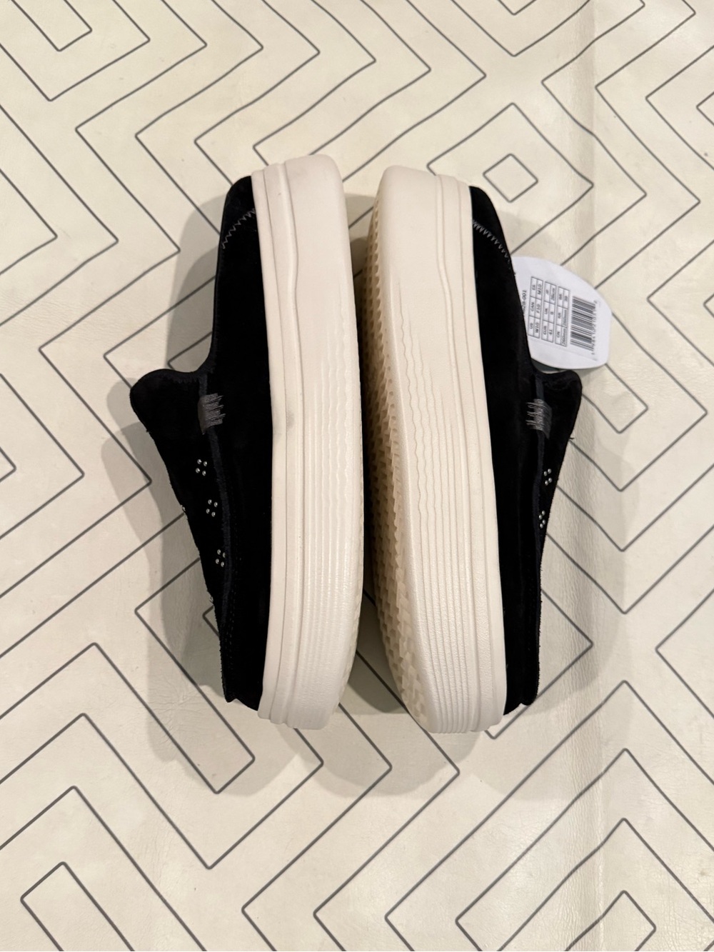 NWT Hey Dude Austin Lift Suede Stud Slip Ons - Picture 9 of 15